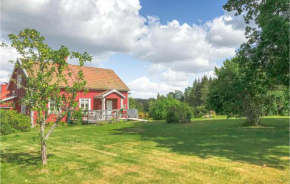 Beautiful Home In Ed With Lake View, Ed